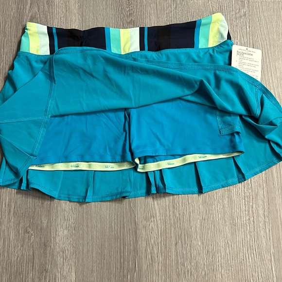 NEW- Lululemon Pace Setter Skirt - Picture 3 of 5